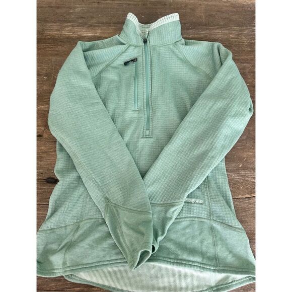 Patagonia Tops - Patagonia Women’s R1 Flash Pullover, size M